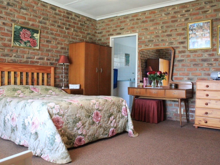 3 Bedroom Property for Sale in Potchefstroom Rural North West